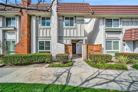 6842 Amelia Way Cypress CA 90630