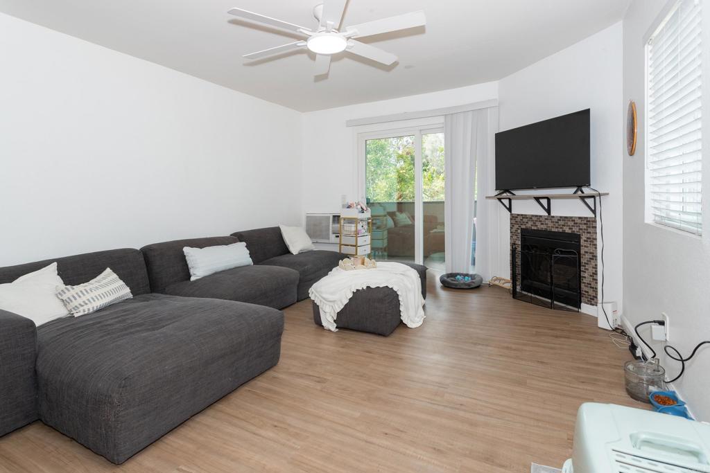 204 Woodland Parkway 220
