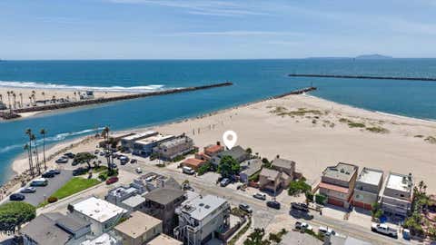 Tiny photo for 3009 Ocean Drive, Oxnard, CA 93035 (MLS # V1-36043)