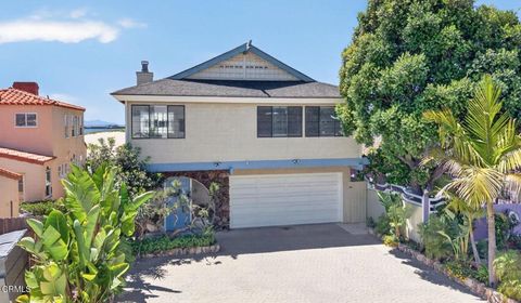 Photo of 3009 Ocean Drive, Oxnard, CA 93035 (MLS # V1-36043)