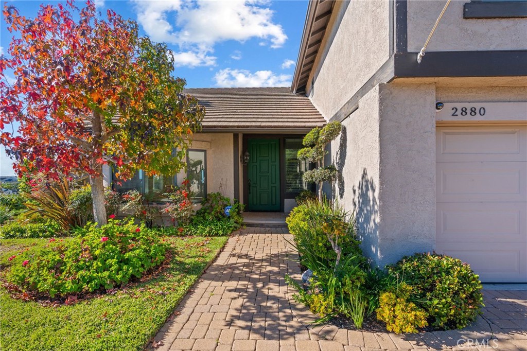 2880 Calle Guadalajara