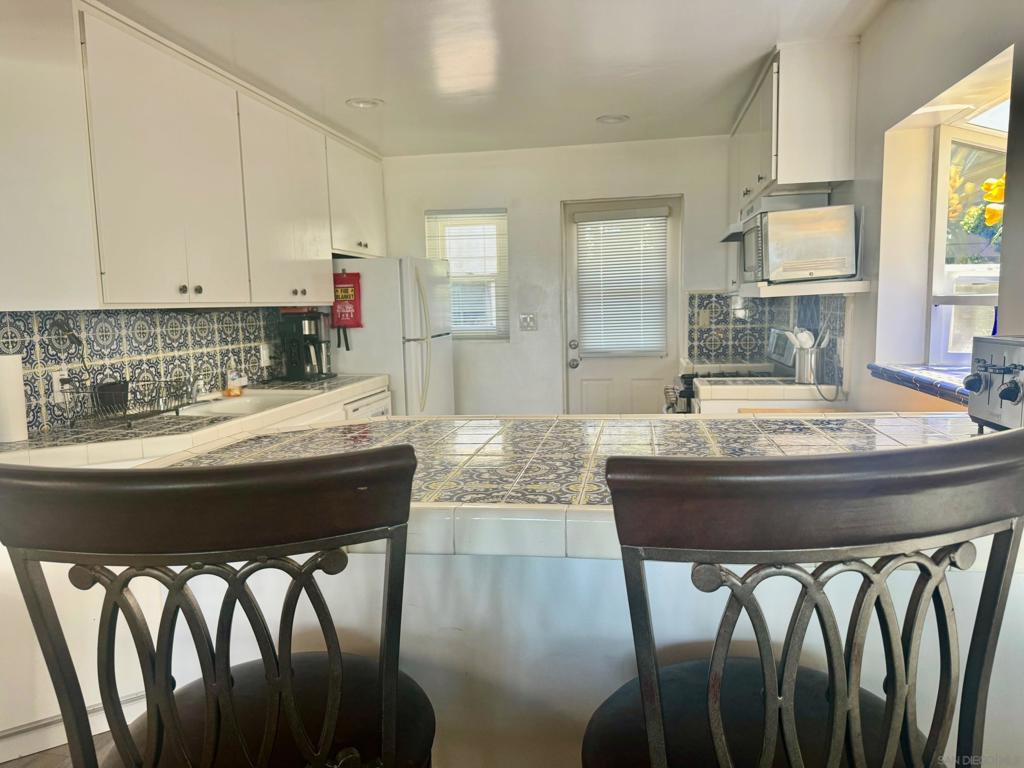 La Jolla - Residential Lease