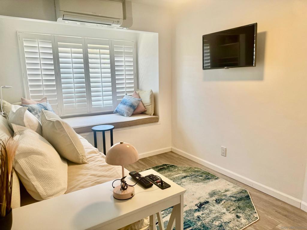 La Jolla - Residential Lease