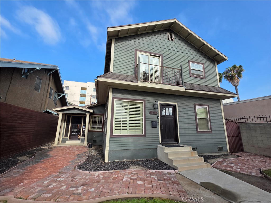 1411 Elm Avenue