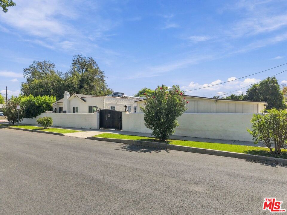 1245 N Orchard Drive