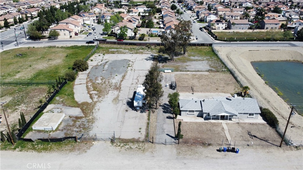 16964 Mountain View Avenue