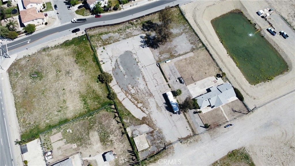 16964 Mountain View Avenue