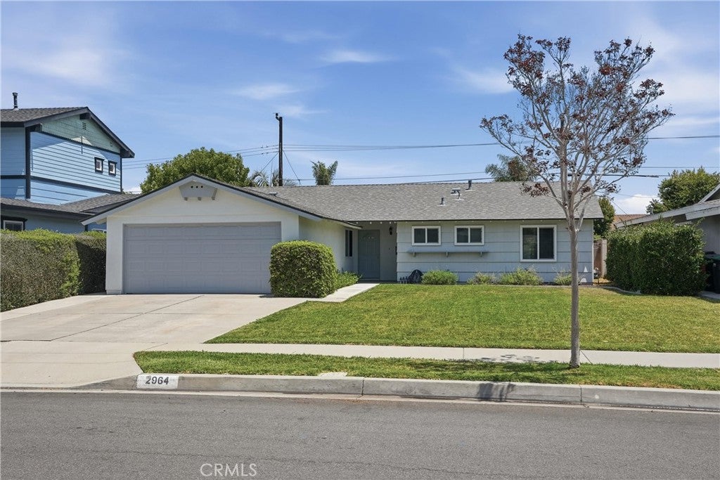 2964 Redwood AVE