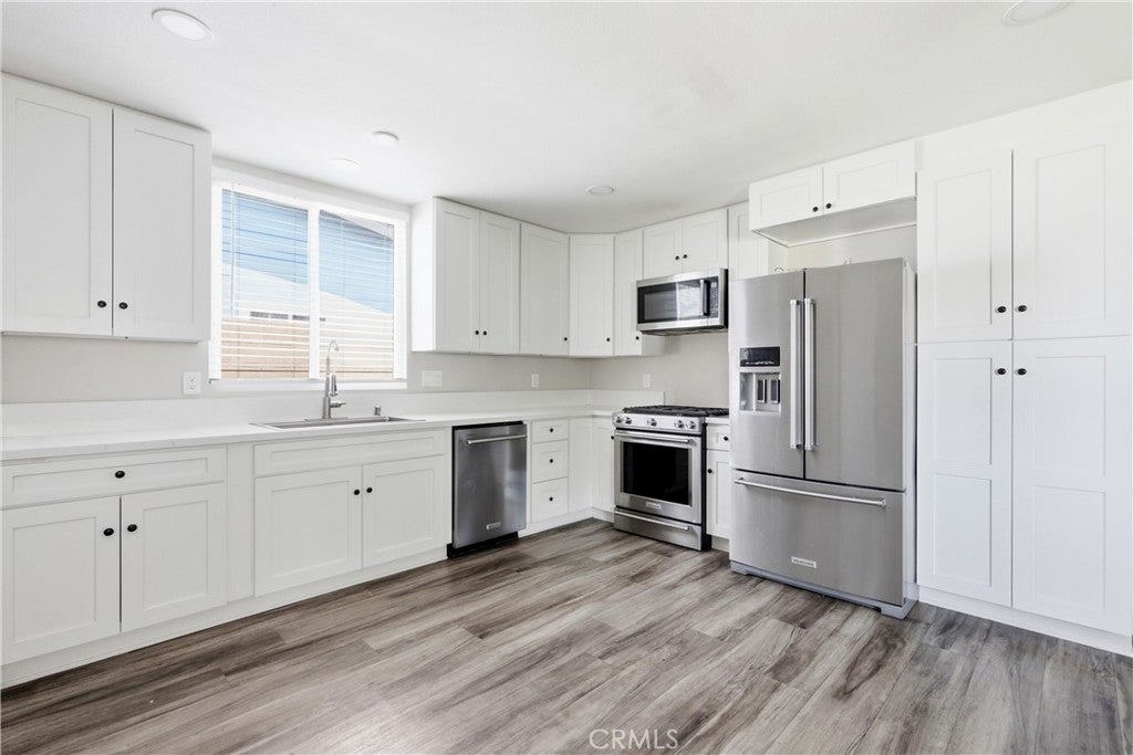 2964 Redwood