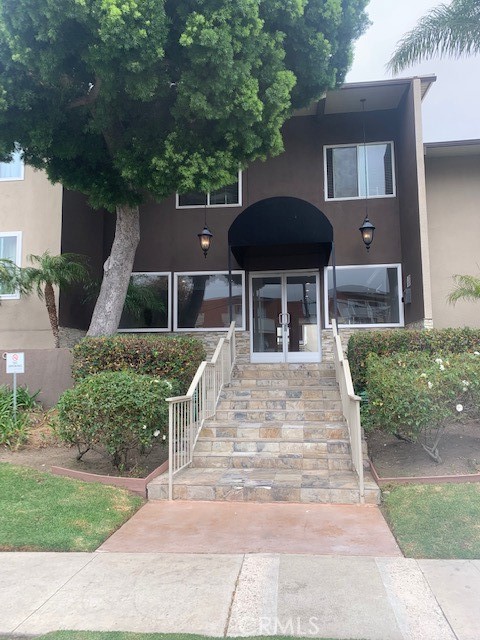23930 Los Codona Avenue 106