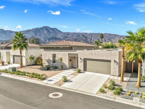 Photo of 57601 Santo Thomas, La Quinta, CA 92253 (MLS # 219139309DA)