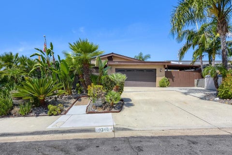 Photo of 9348 GOYETTE PLACE PL, Santee, CA 92071 (MLS # 260018497SD)