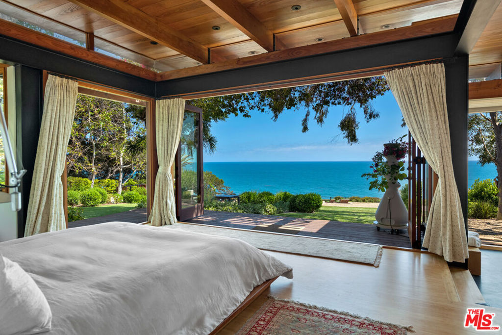 32496 Pacific Coast Highway
