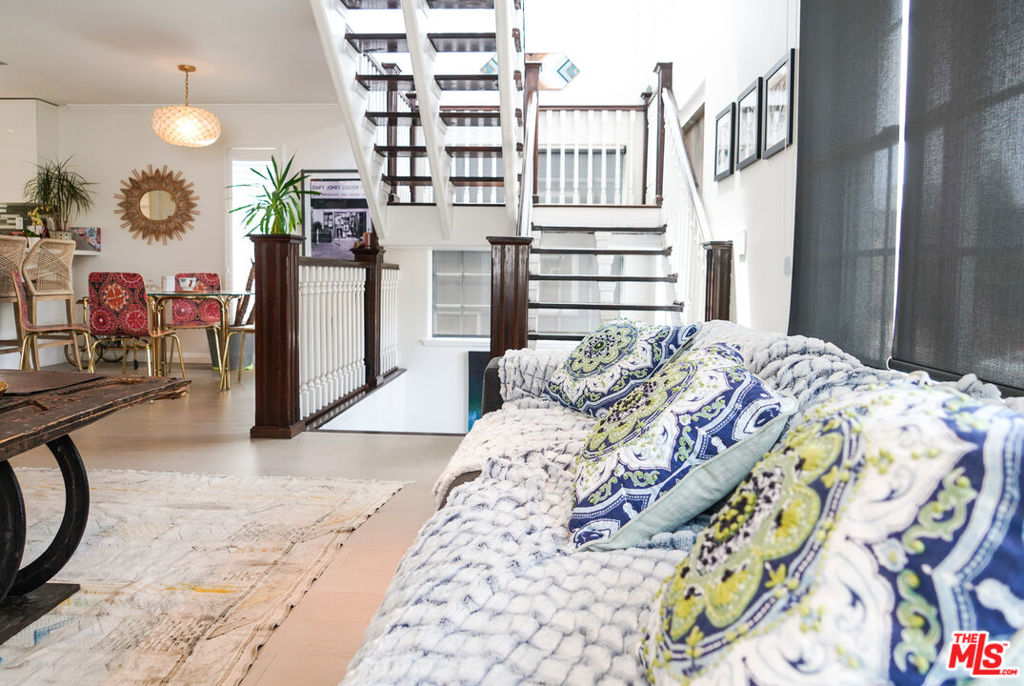 Properties 1 114 PACIFIC Avenue