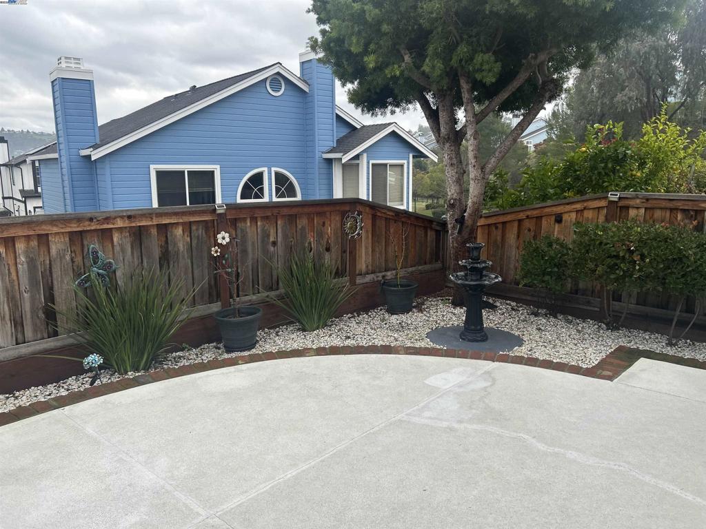 GLENCOVE - Residential