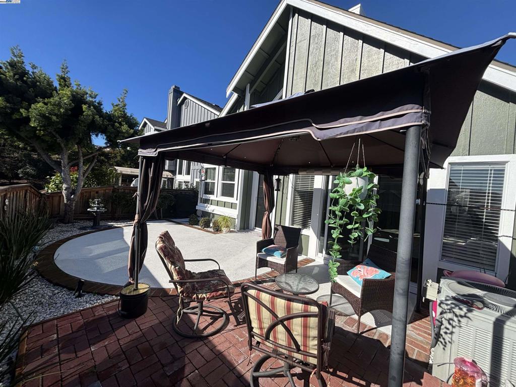 GLENCOVE - Residential