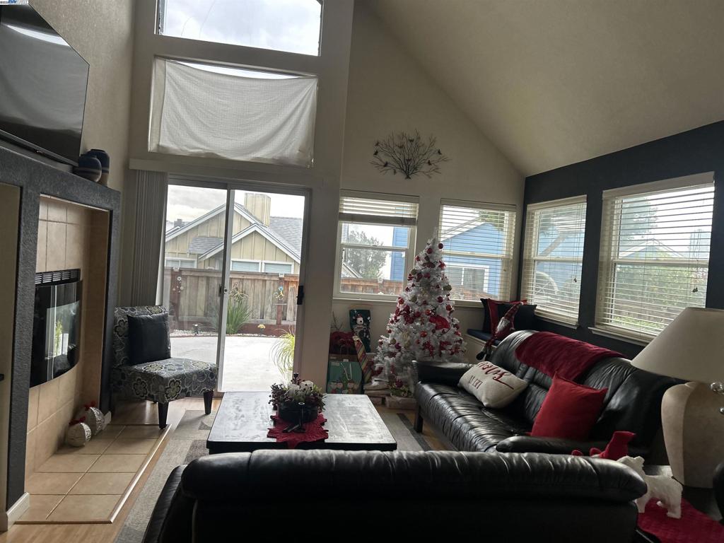 GLENCOVE - Residential