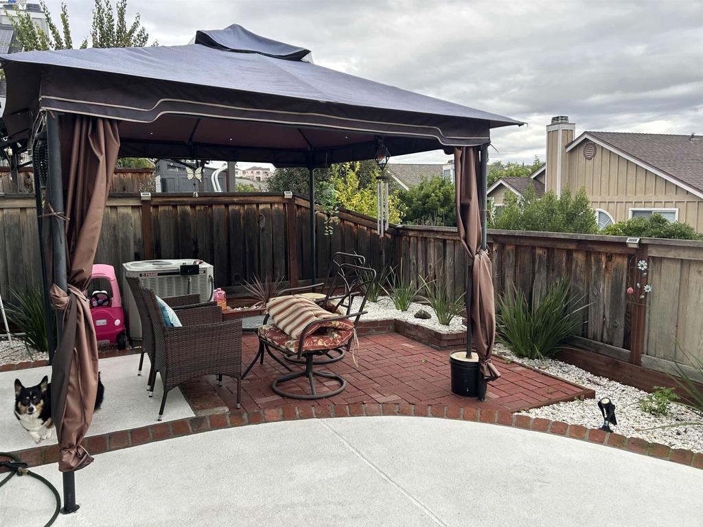 GLENCOVE - Residential