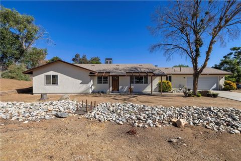 Photo of 3855 Acton AVE, Acton, CA 93510 (MLS # SR26115681)