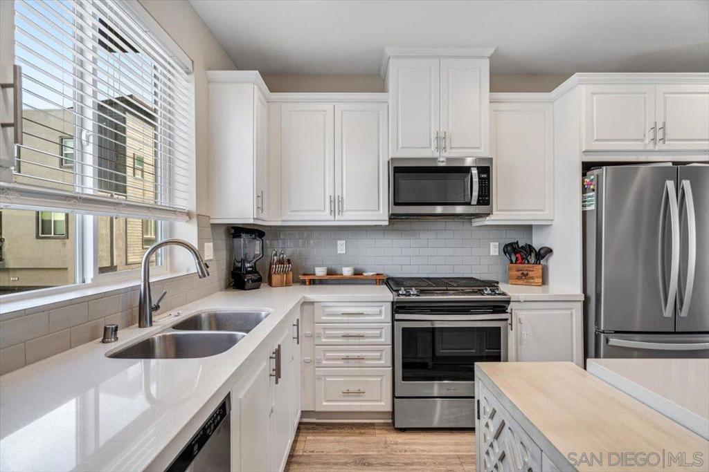 2548 S S Escondido Blvd 906