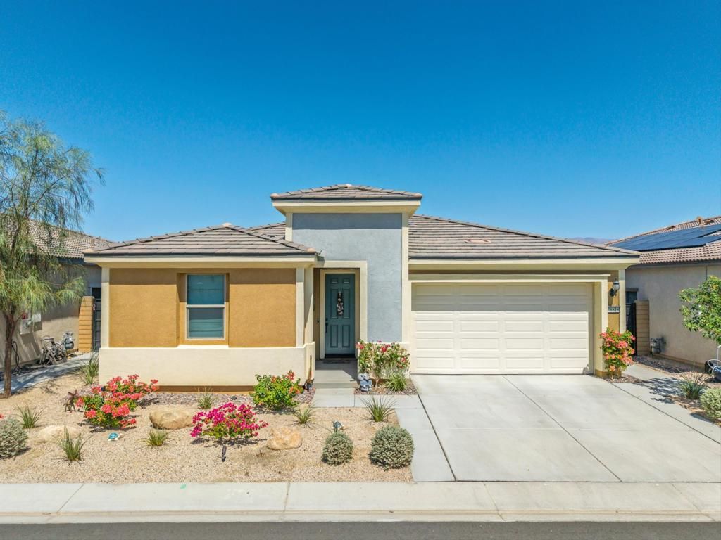 Photo of 78818 Ballare Parkway, Palm Desert, CA 92211 (MLS # 219135248DA)