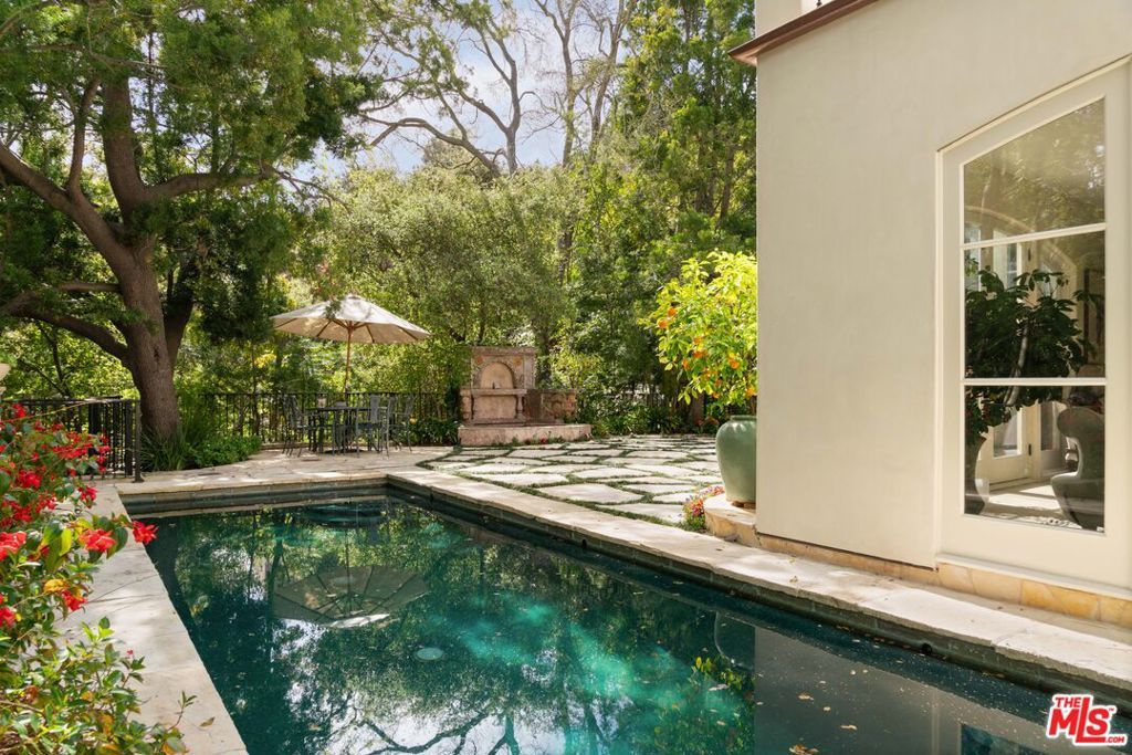 Photo of 2557 Hutton Drive, Beverly Hills, CA 90210 (MLS # 26671775)