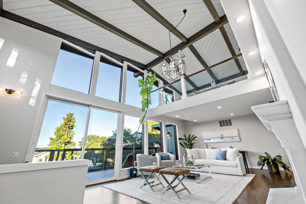 720 Temescal Way