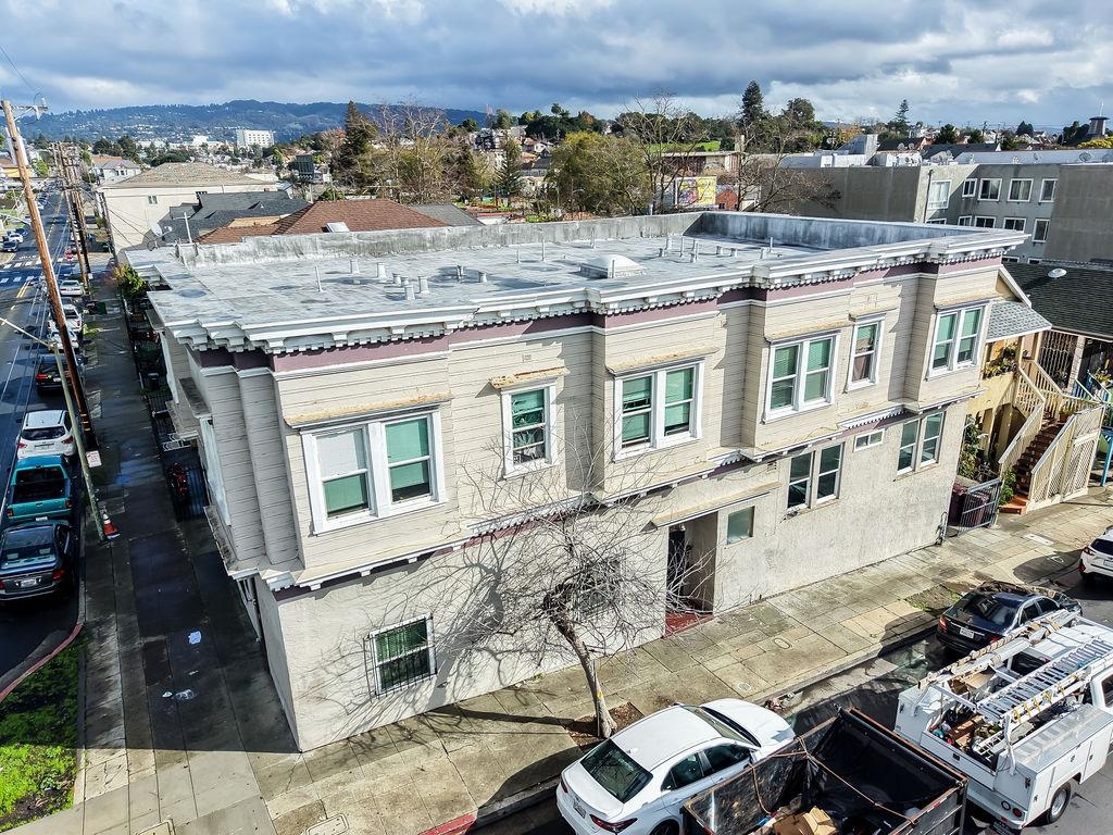 1504 13Th Ave