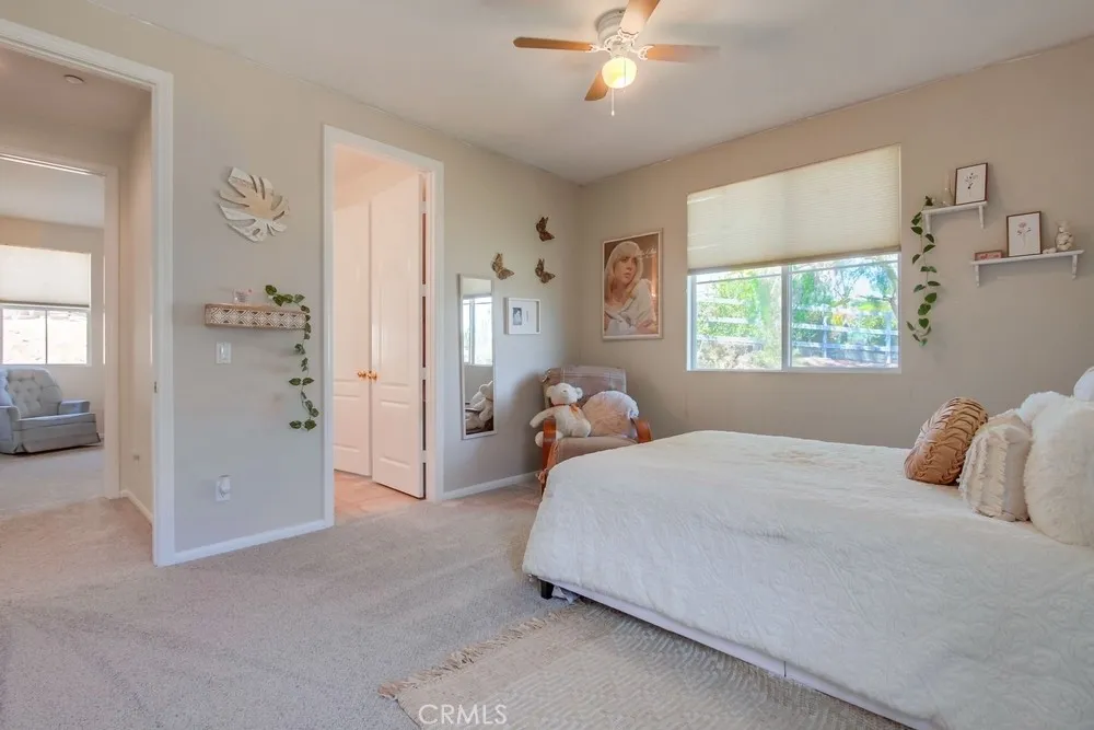 Fallbrook, California 92028, United States, 5 Bedrooms Bedrooms, ,4 BathroomsBathrooms,Residential,Active,189799