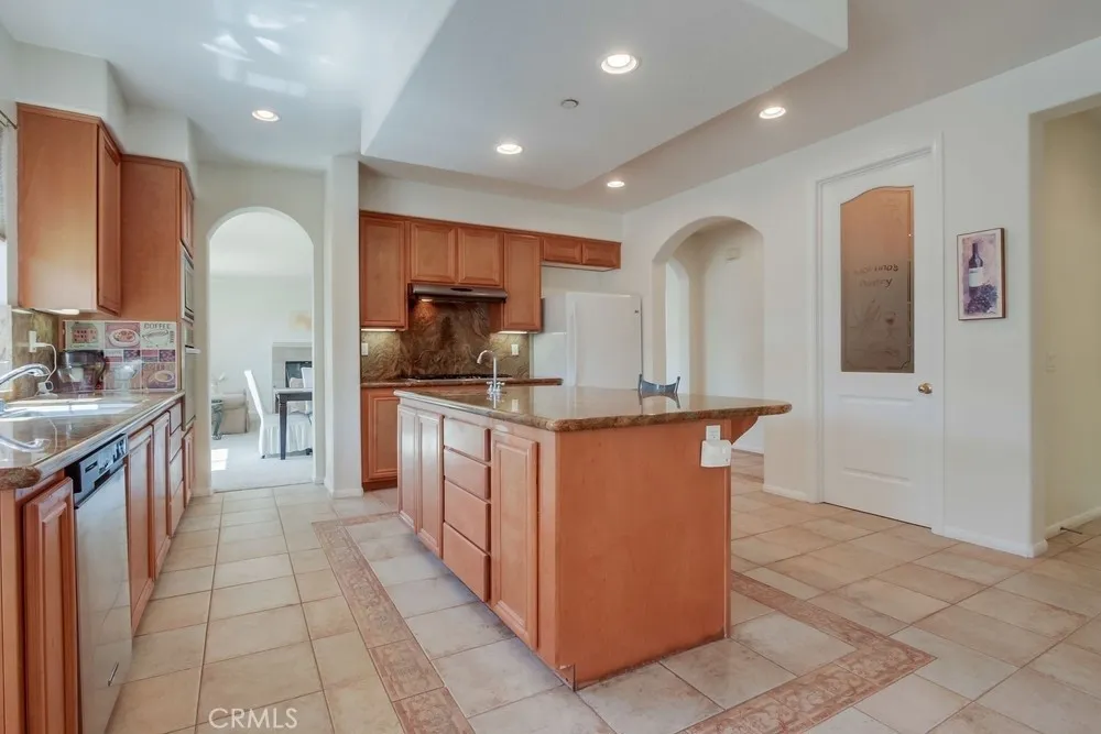 Fallbrook, California 92028, United States, 5 Bedrooms Bedrooms, ,4 BathroomsBathrooms,Residential,Active,189799