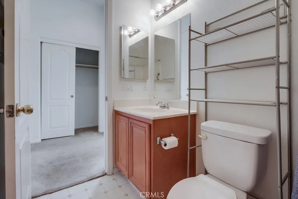 Fallbrook, California 92028, United States, 5 Bedrooms Bedrooms, ,4 BathroomsBathrooms,Residential,Active,189799