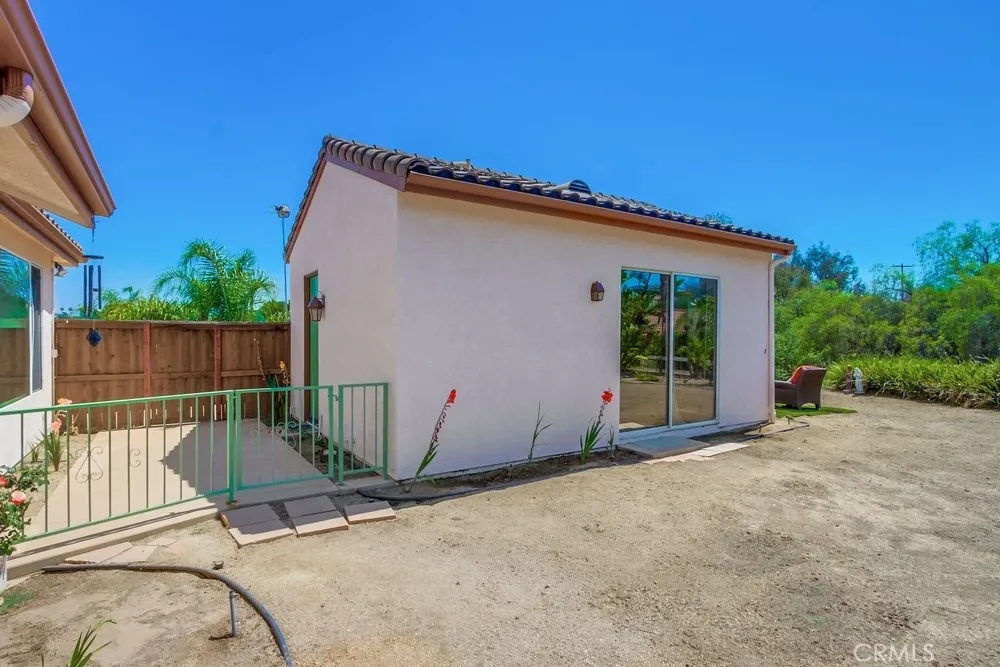 Fallbrook, California 92028, United States, 5 Bedrooms Bedrooms, ,4 BathroomsBathrooms,Residential,Active,189799