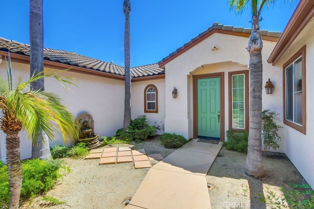 731 Oak Glade Drive