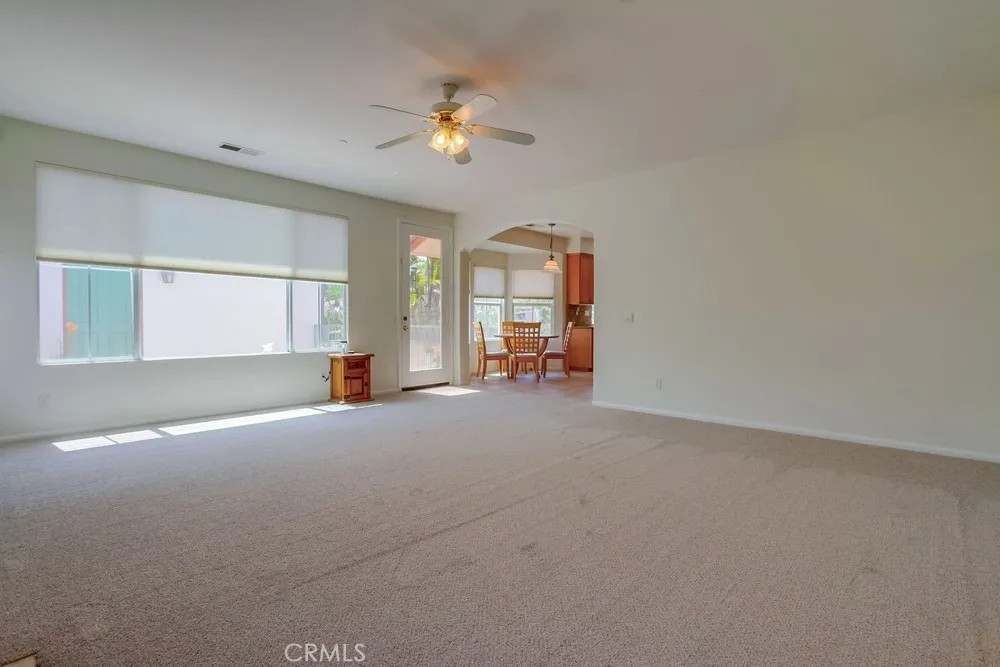 Fallbrook, California 92028, United States, 5 Bedrooms Bedrooms, ,4 BathroomsBathrooms,Residential,Active,189799