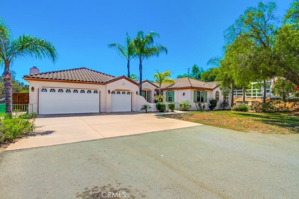 731 Oak Glade Drive