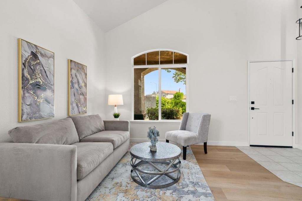 2170 Clearview Drive