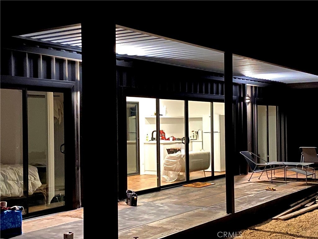 41 Tres Vista Place