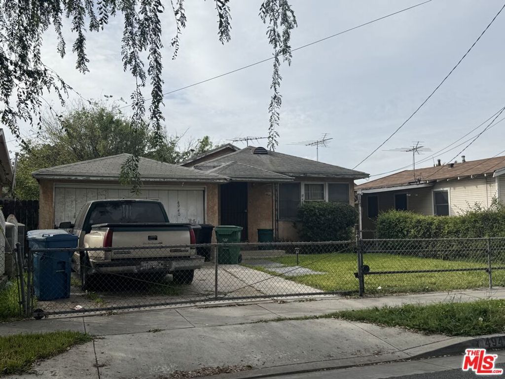 Photo of 4940 Beck Avenue, Bell, CA 90201 (MLS # 26663559)