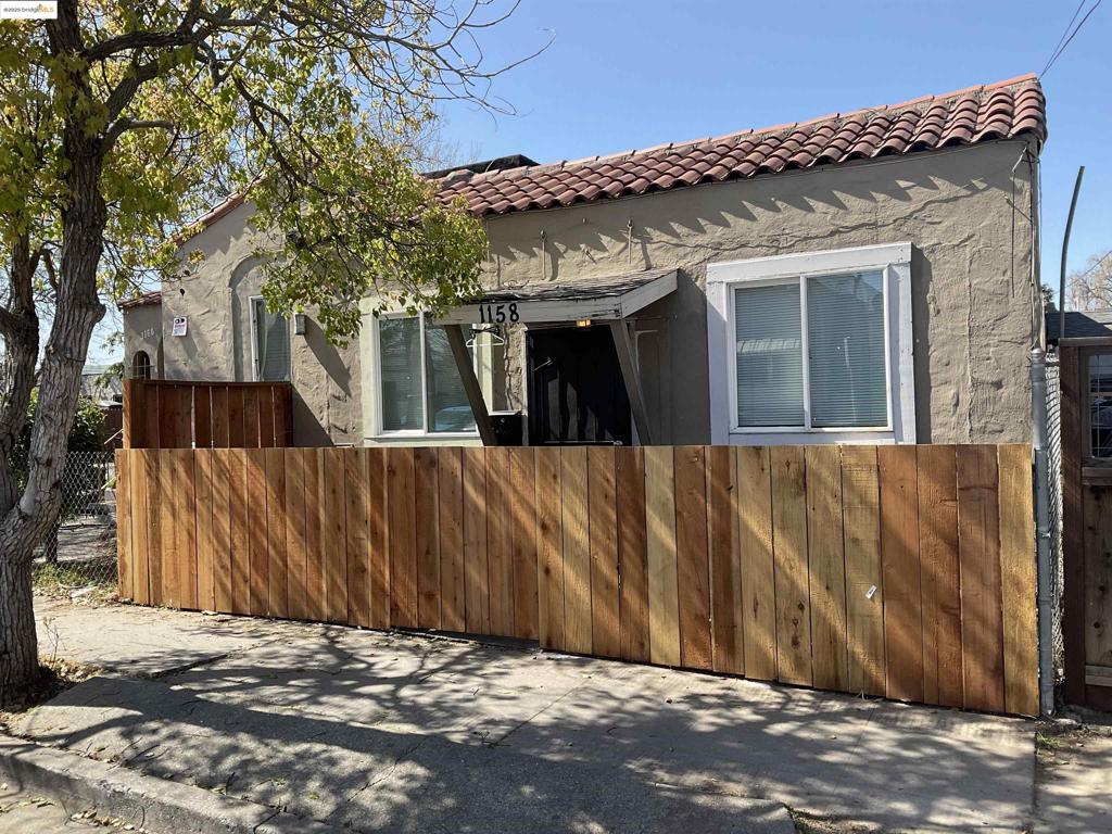 Nice 1-bedroom, 1-bath unit with quaint kitchen, family room at entry. No Pets. NO Evictions. 2.5X income needed. $55 application fee per adult, 18 years or older. Rent $1,795.00. Deposit $1,795.00.