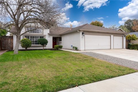 Photo of 744 Bluff Dr, Los Banos, CA 93635 (MLS # MC25275173)