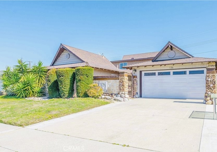 136 N Tiana Lane