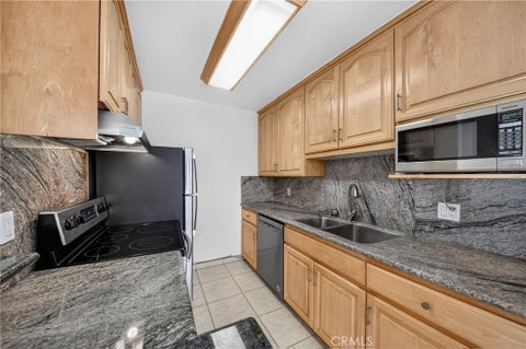Tiny photo for 3602 W Estates LN #321, Rolling Hills Estates, CA 90274 (MLS # SB26225217)