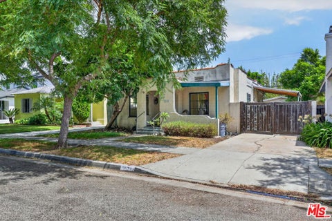 Photo of 3574 Schaefer Street, Culver City, CA 90232 (MLS # 26876349)