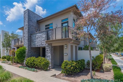 727 Beacon Irvine CA 92618