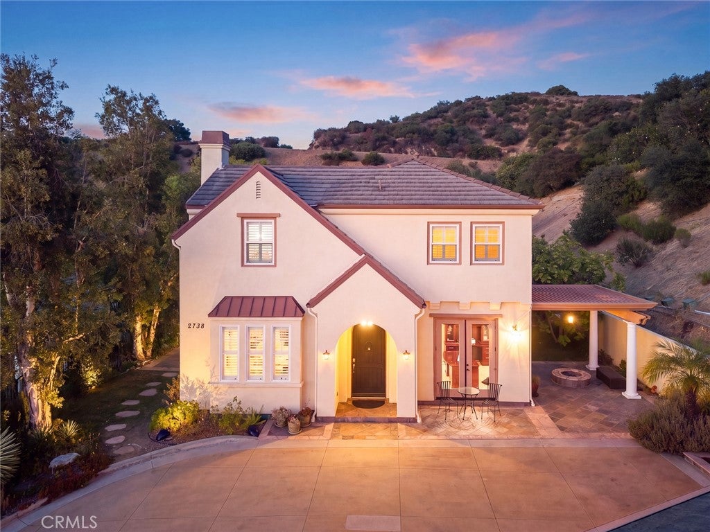 2738 Sleepy Hollow