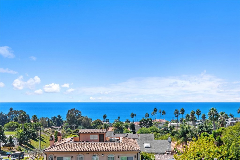 Beach Road Custom (BR) - Residential Lease