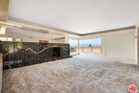 Tiny photo for 1682 Larco Way, Glendale, CA 91202 (MLS # 26669225)
