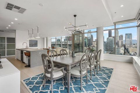 Photo of 1155 S Grand Avenue #2109, Los Angeles, CA 90015 (MLS # 26794629)