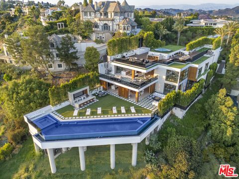 Photo of 1033 Somera Road, Los Angeles, CA 90077 (MLS # 26669227)