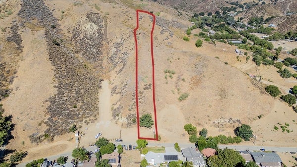 PARADISE RD, CASTAIC, CA 91384 - Image 2a4cb0a9785e8d960fc98ffd0f16ec3c/1263785961